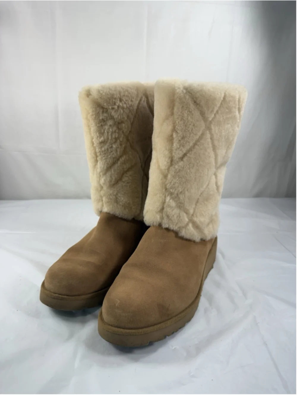UGG Ariella Luxe Diamond Boots Chestnut Suede Sheepskin Cuff SIZE 7.5